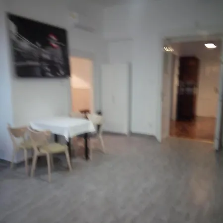 Napraforgo Apartmán